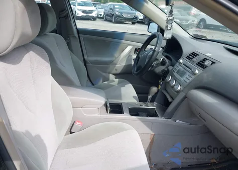 2011 Toyota Camry Le from USA, damaged, VIN 4T1BF3EK9BU699008